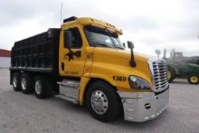 2016 Freightliner Cascadia 125 Tri-Axle Dump Truck
