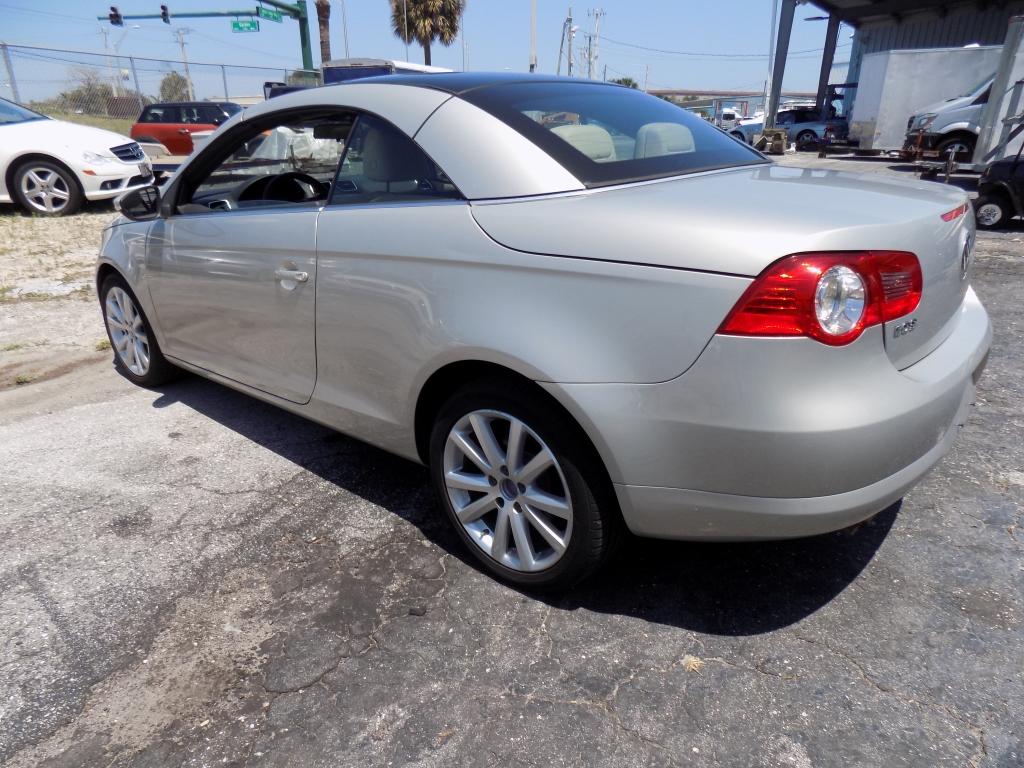 2010 VOLKSWAGEN EOS