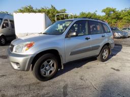 2004 TOYOTA RAV 4 SUV, MANUAL