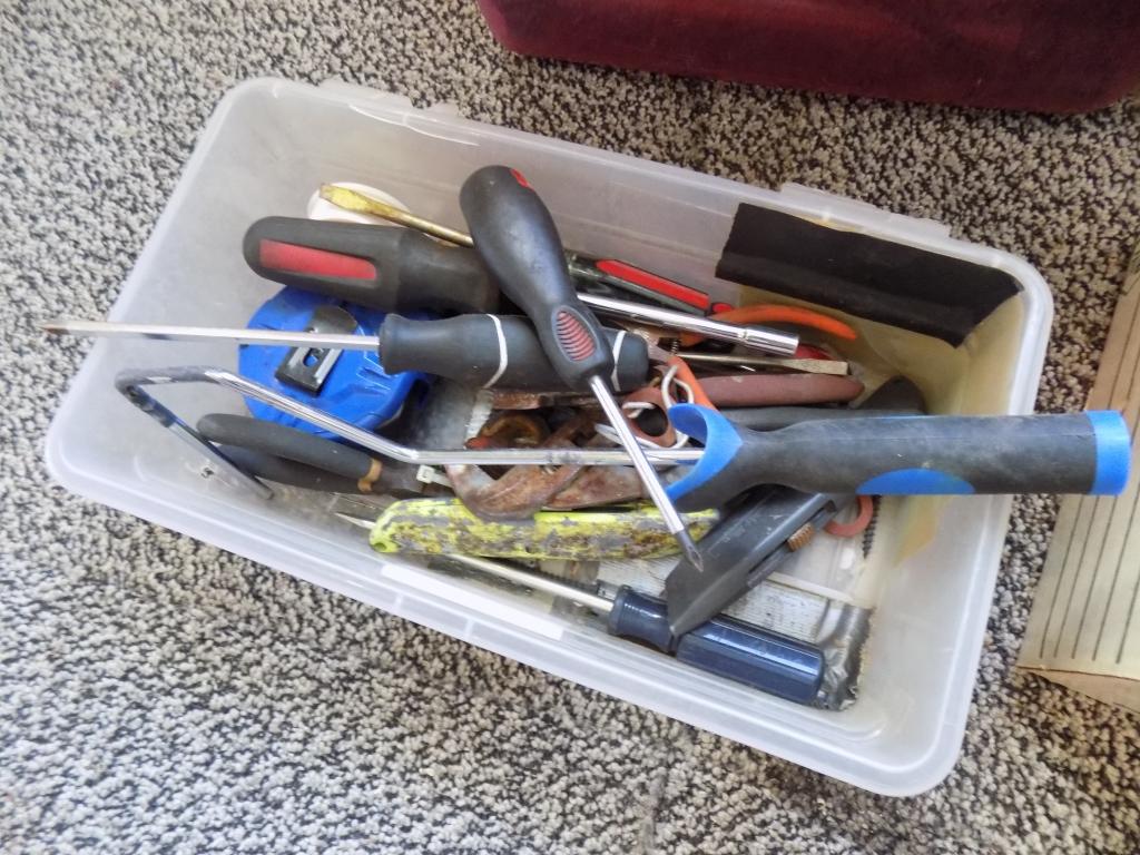 BIN OF MISC TOOLS