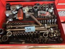 TOOL LOT DRAWER OF TOOLS (TOOLS ONLY NO TOOLBOX)