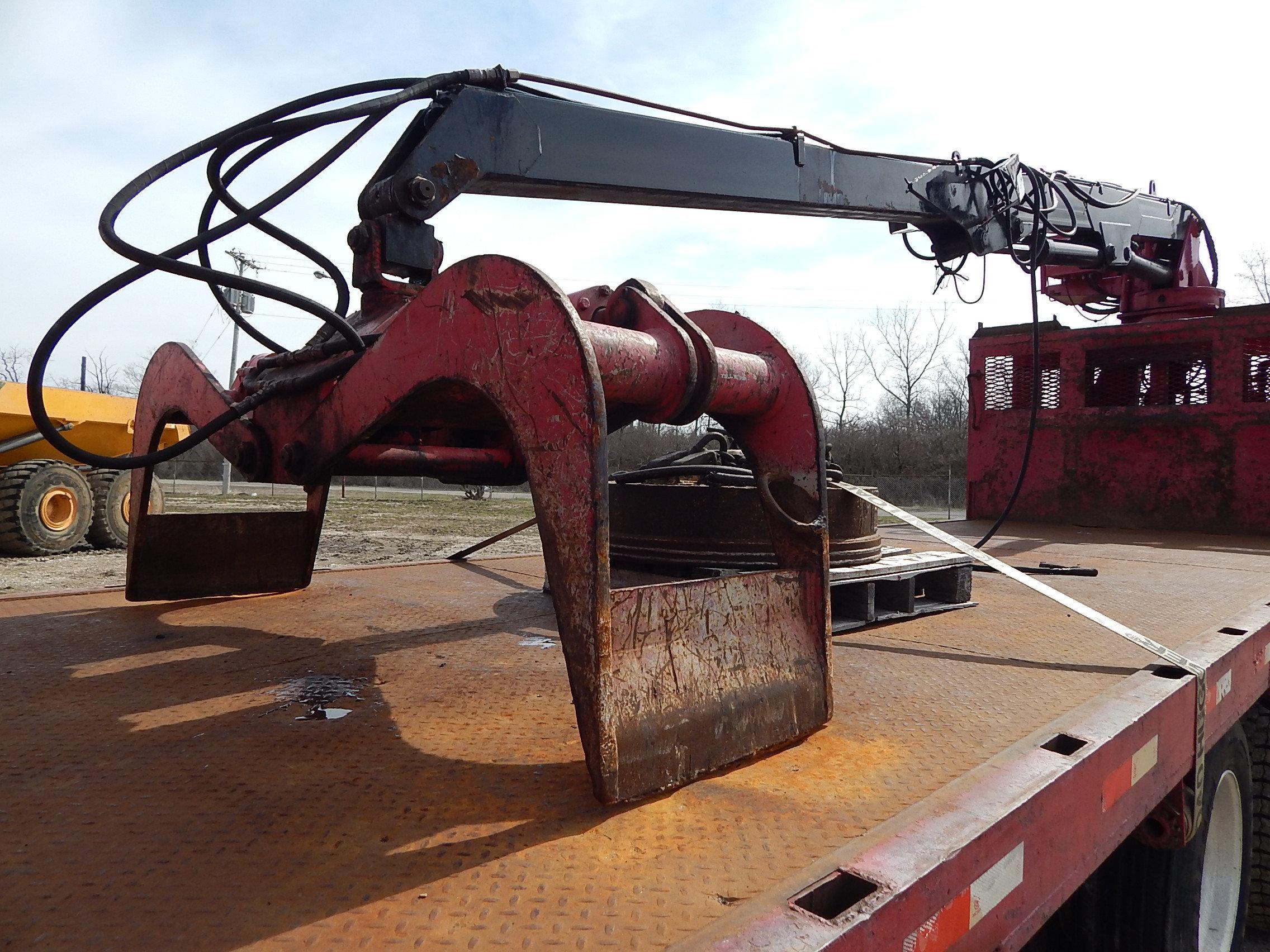 2002 Sterling LT9500 Series Tri-Axle Grapple Truck, VIN: 2FZHAZAS52AK10608,