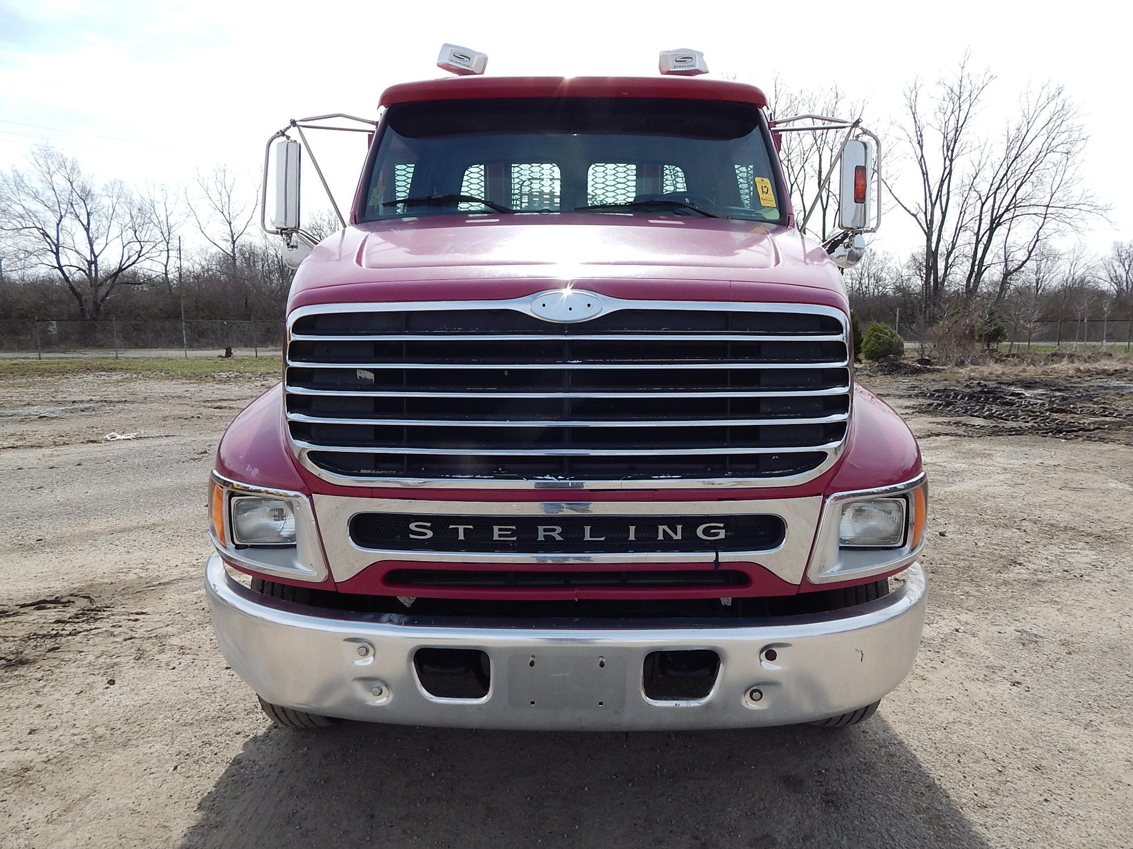 2002 Sterling LT9500 Series Tri-Axle Grapple Truck, VIN: 2FZHAZAS52AK10608,