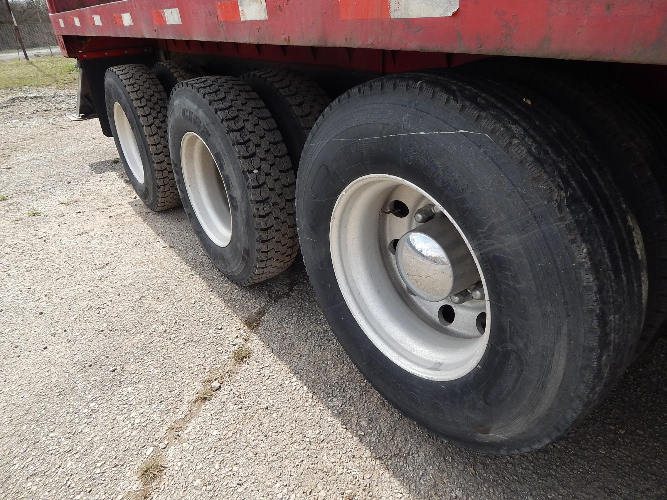 2002 Sterling LT9500 Series Tri-Axle Grapple Truck, VIN: 2FZHAZAS52AK10608,