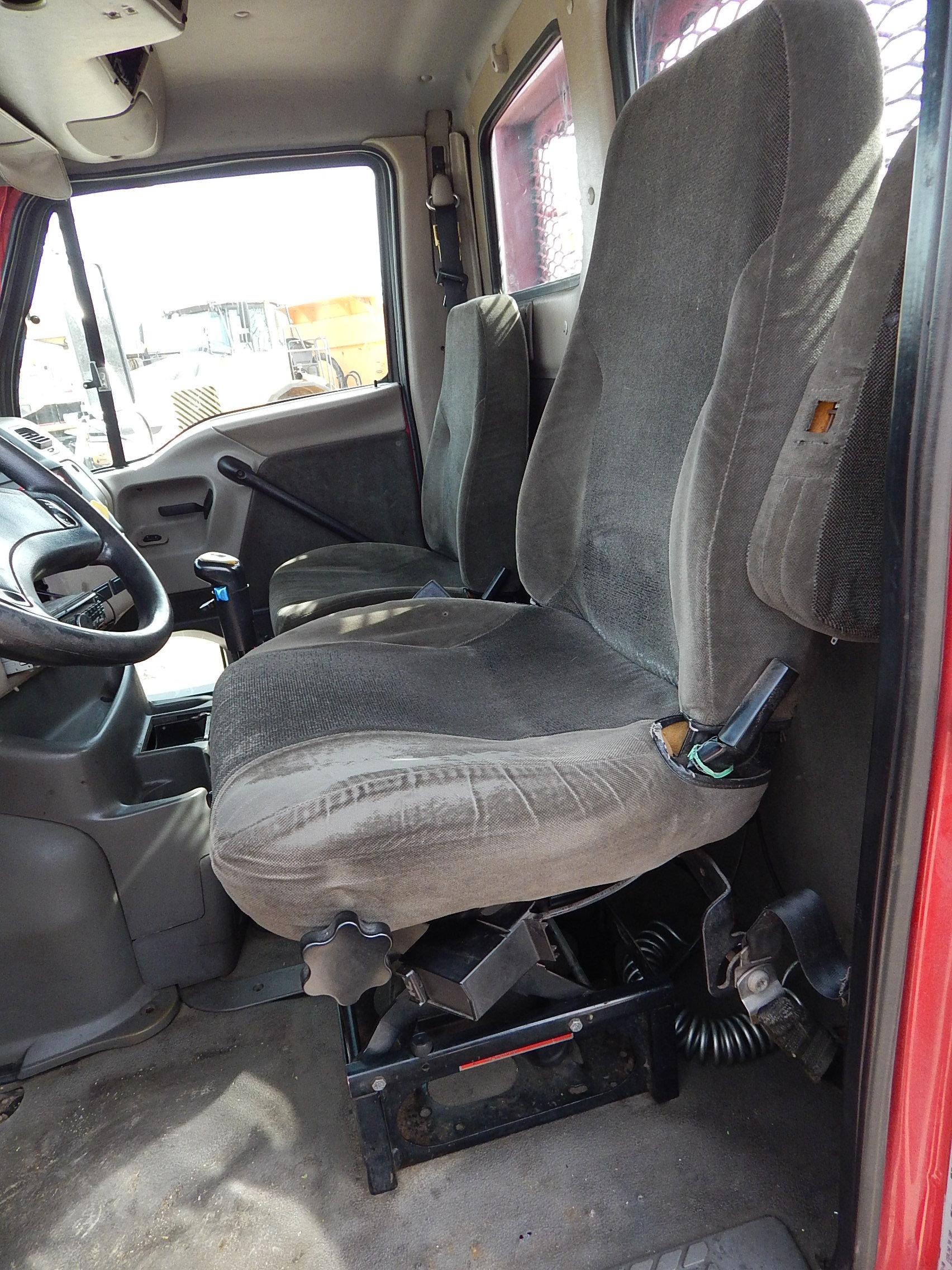 2002 Sterling LT9500 Series Tri-Axle Grapple Truck, VIN: 2FZHAZAS52AK10608,