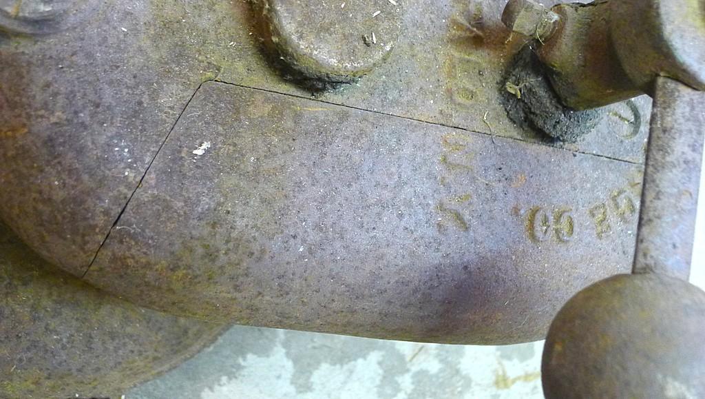 Buffalo No. 200 Silent forge blower, works. Approx. 17" x 13" x 11".