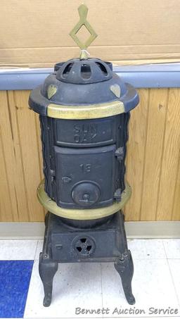 No 13 cast iron belly stove by King Stove and Range Co in Sheffield Ala would make a great