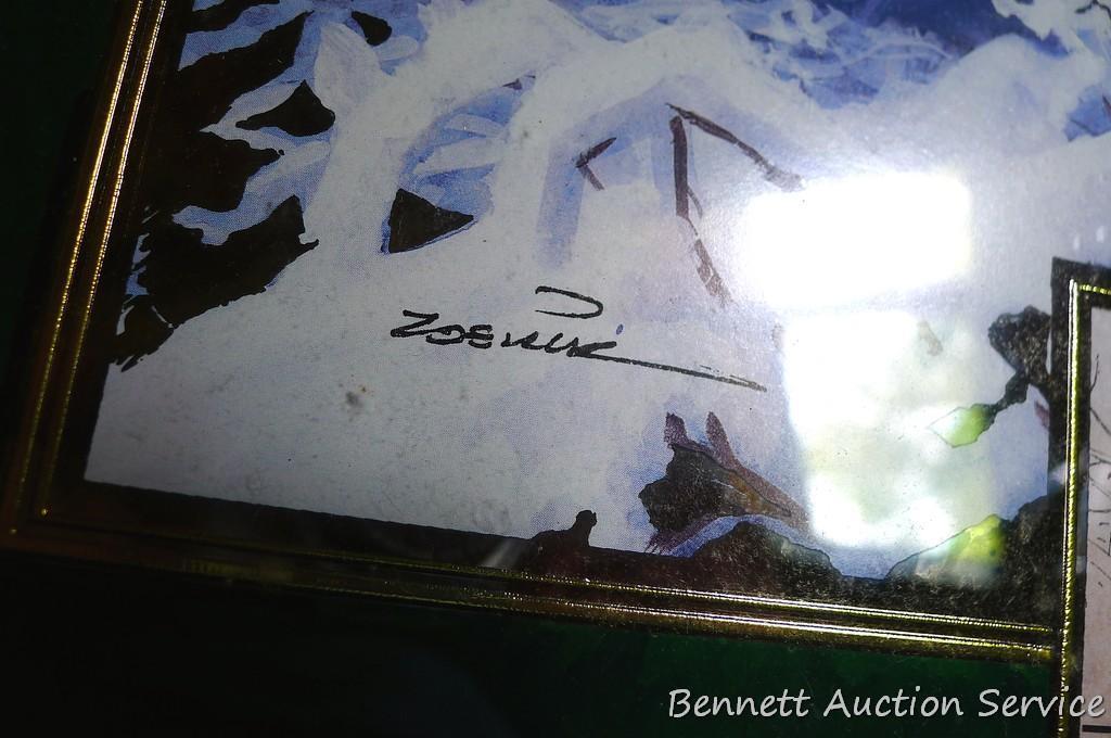 Miller High Life bobcat and hare beer mirror in good condition. Measures approx. 25" x 15" over