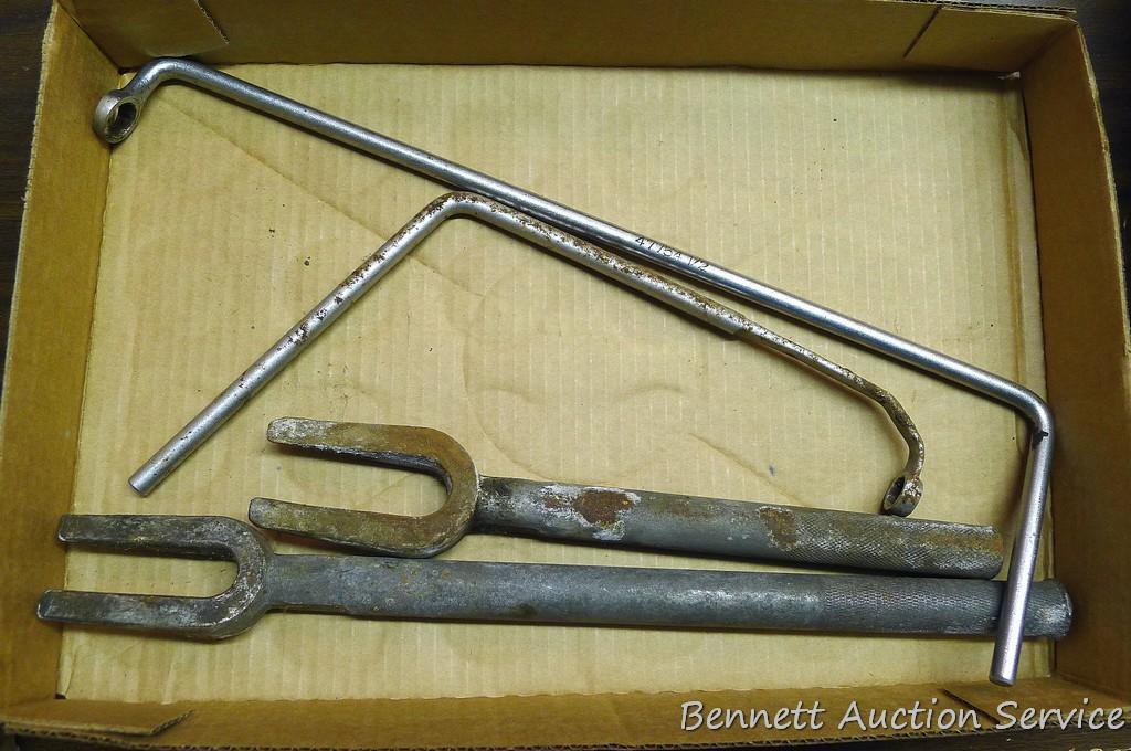 Ball joint and tie rod end forks; distributor wrenches.