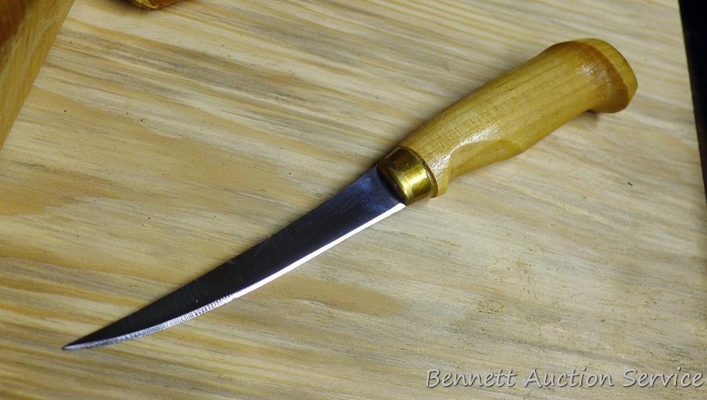 Rapala fillet knife with J. Martliini Finland on, 8" long in leather sheaf,