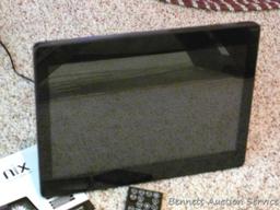 Nix 13" Digital Photo Frame with manual and remote.