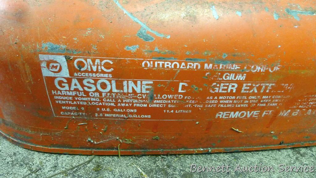 Metal outboard motor gas can includes hose 10" x 19" x 7".