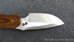 Buck hunting knife with a beautiful wood handle, model 480; has Rocky Mountain Elk Foundation on the