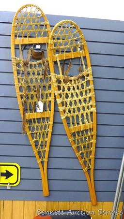 Tubbs 10x6 5-9 snow shoes are 48" long and come with leather bindings and appear in good shape.