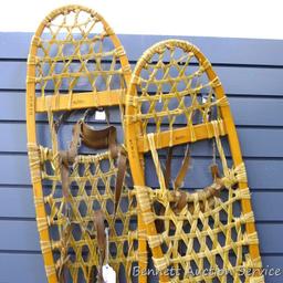 Tubbs 10x6 5-9 snow shoes are 48" long and come with leather bindings and appear in good shape.