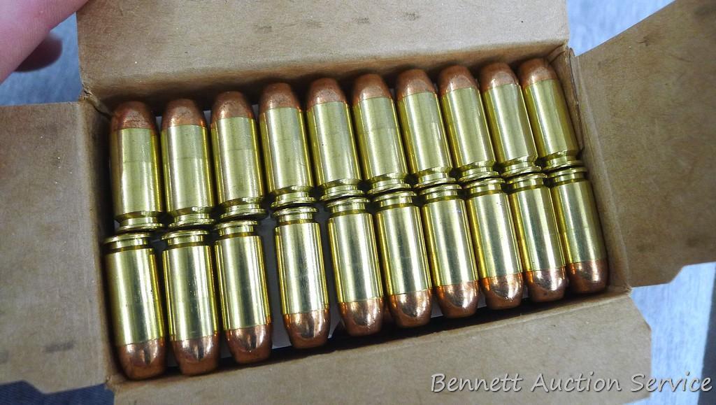 100 rounds Federal .40 S&W 180 grain flat nose FMJ.