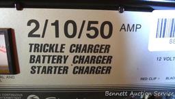 Schumacher trickle charger 12 volt battery charger looks to be in good shape.