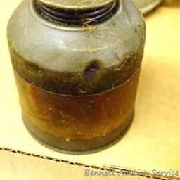 Metal 1 quart oil can with bendable spout. Side of can reads NYC-PA approved type Q 10 Lawson Cinti