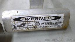 2 Werner aluminum ladder jacks, model 10-20-01, 20" max stage width.