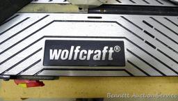 Wolfcraft Router Table 540 with angle fence, wrenches and attachments; Porter Cable fixed base