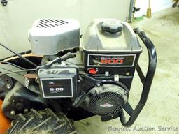 Husqvarna 900 DRT rear tine tiller with dual rotating tines. Comes with owner's manual. Runs.