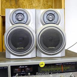 Realistic AM/FM stereo cassette recorder system is 22" x 11" x 5". Comes with 2 AudioVox speakers.