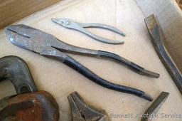 Reed Mfg. 14" pipe wrench, jaws look good; antique fencing pliers; linesman pliers and more.