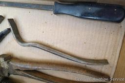 Reed Mfg. 14" pipe wrench, jaws look good; antique fencing pliers; linesman pliers and more.