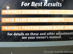 Delta 9" band saw comes with 5 extra blades. Runs, and is model No 28-150. Measures about 19" x 12"