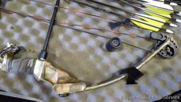 Buckmaster Spirit compound bow is currently set up 25" draw length, 45 lb. weight. Comes with HHA