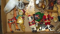 Christmas ornaments up to approx. 7".