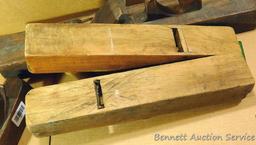 Lot of 4 antique wooden block planes. All but one are missing blades. Handles are broken on two of