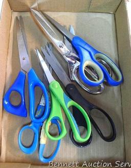 Nice pair of 8" scissors by Mundial, plus several other pairs of scissors.