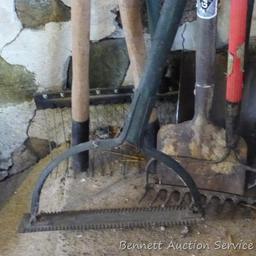 Nice spade shovel with wooden handle; Eagle rake; The Maintainer lawn & garden rake has 22" head