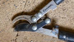 Corona FL3460 bypass lopper is 32" long.