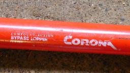 Corona FL3460 bypass lopper is 32" long.