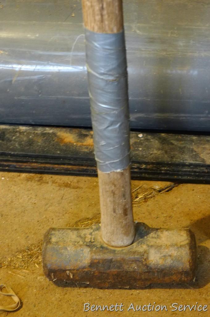 Splitting maul has 3-1/4" x 7" head, handle is cracked; 12 lb. sledge hammer made in USA.