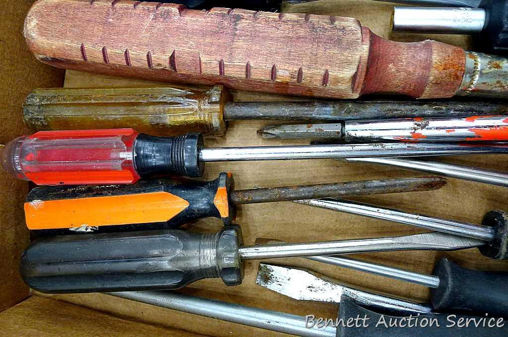 Lots of screw drivers and one 14-1/2" pry type bar.