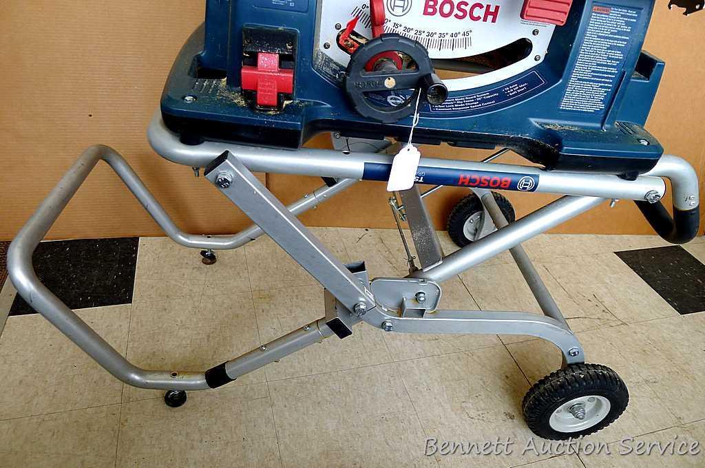 Bosch 4100, 10" table saw has miter gauge, heavy duty fence, push stick, side storage for extra