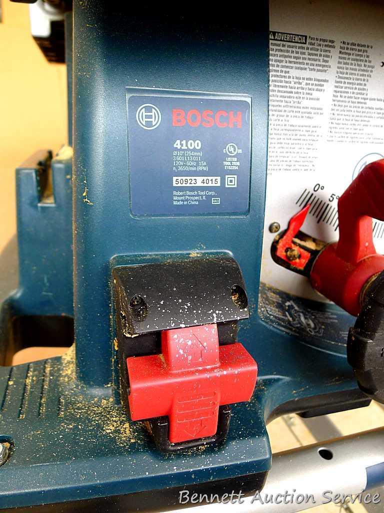 Bosch 4100, 10" table saw has miter gauge, heavy duty fence, push stick, side storage for extra
