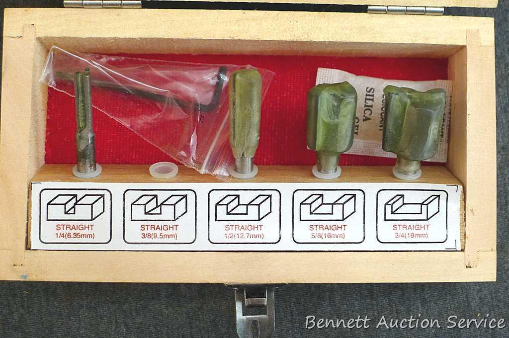 Cabinet makers router or shaper bit set for cabinet doors have carbide edges, ball bearing guides,