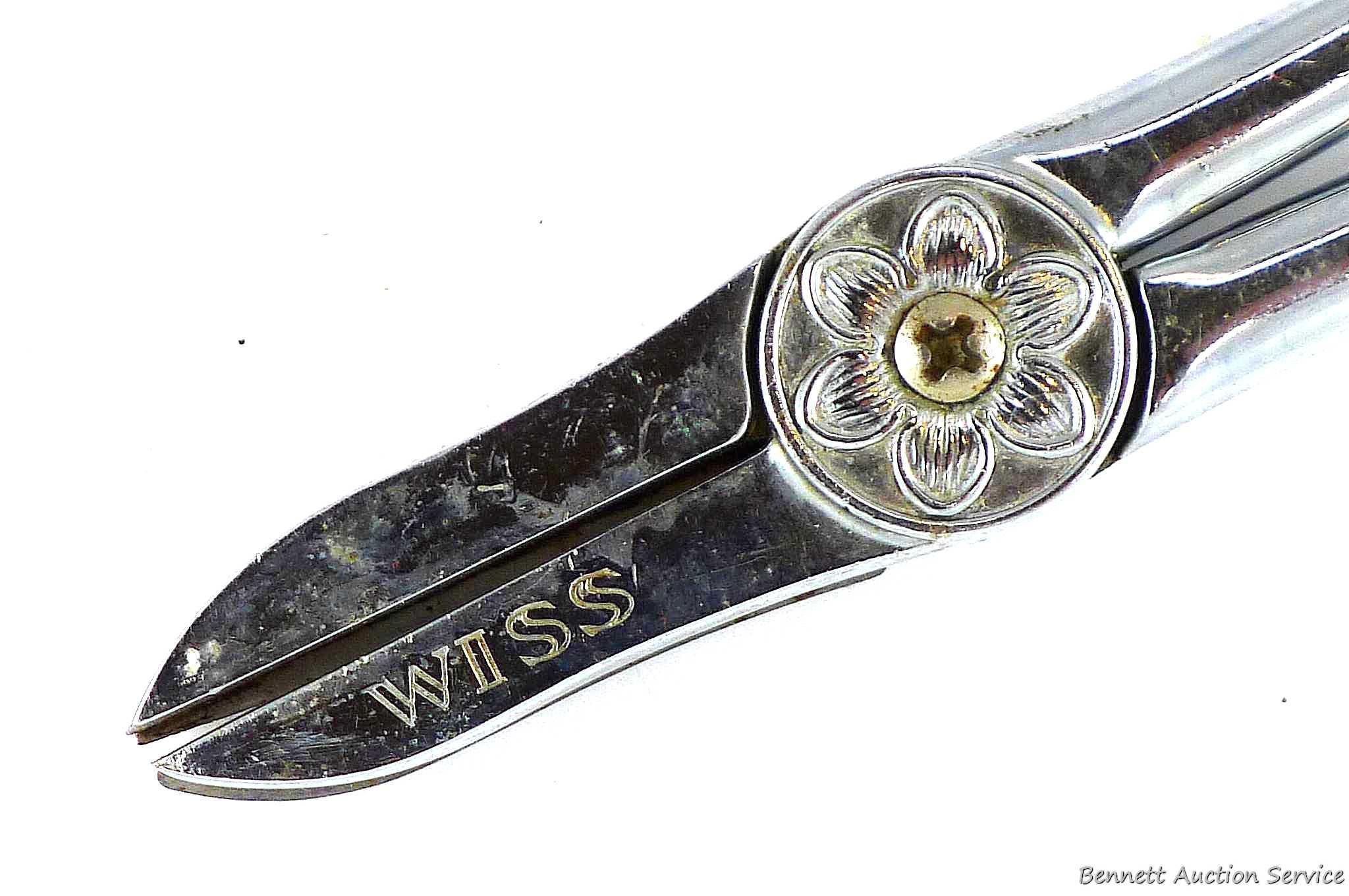 Antique Wiss flower shears measure 6-1/2" overall. Neat piece.