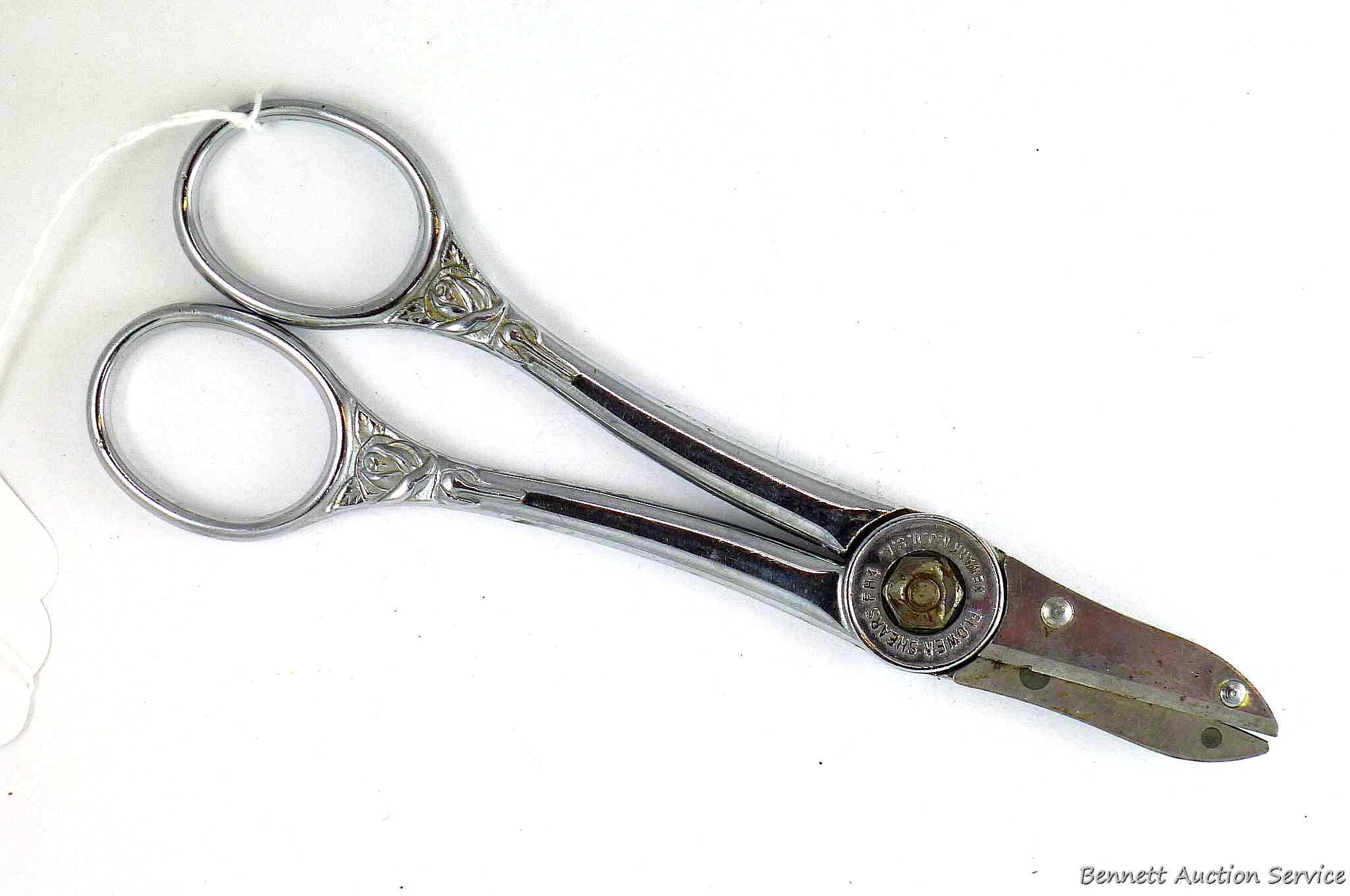 Antique Wiss flower shears measure 6-1/2" overall. Neat piece.