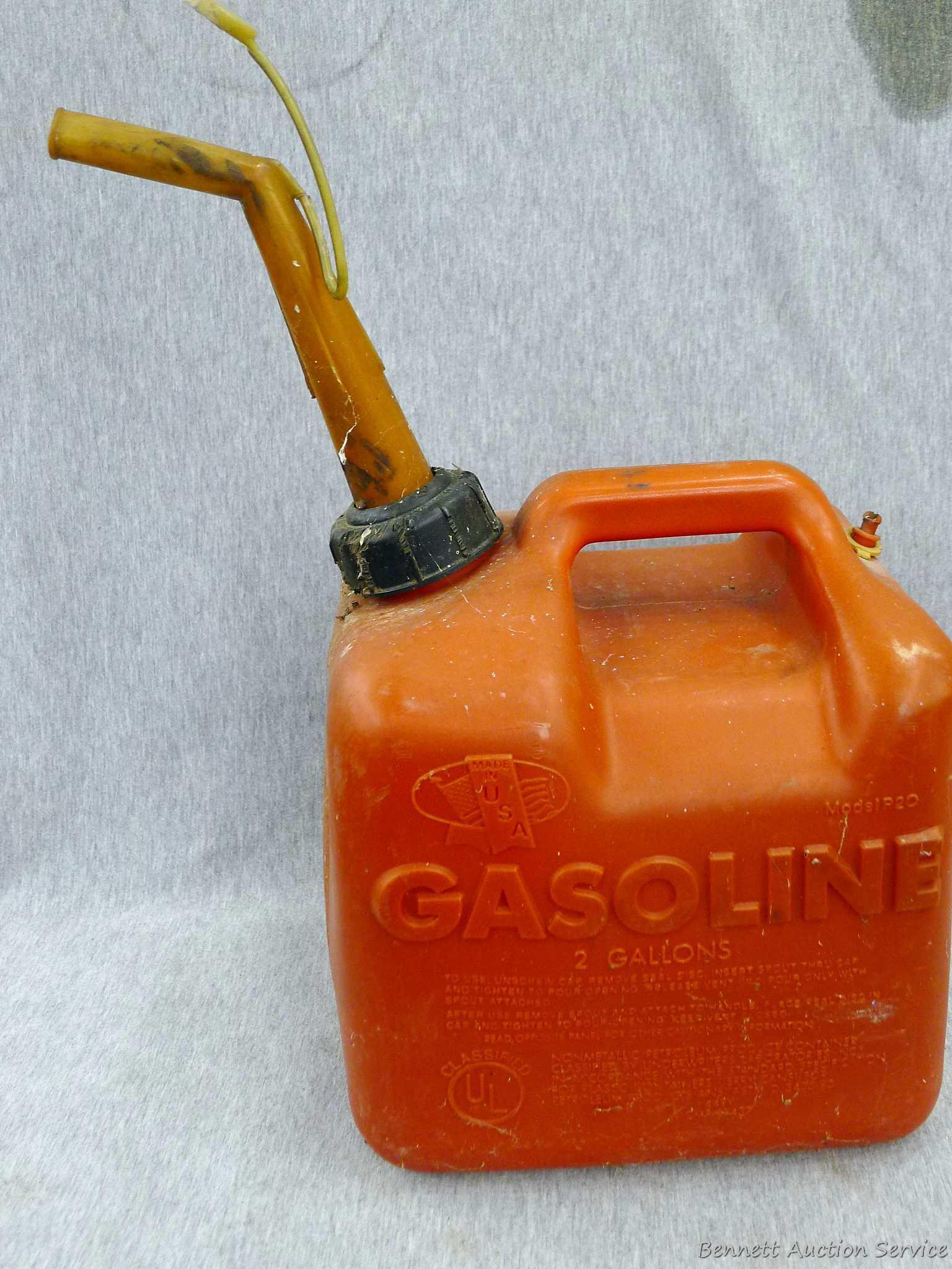 Lawn mower gas totes up to 2 gallon.