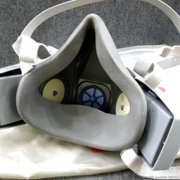 3M 7093 Niosh mask is marked L. In good condition, comes with bag.