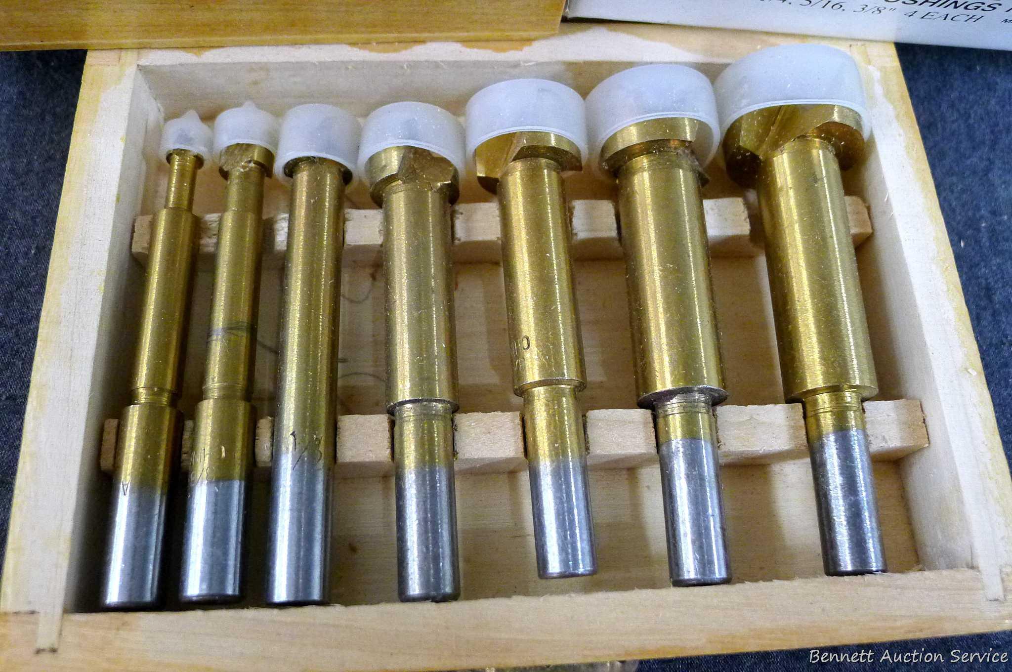 4-3/4" doweling jig with 11 bushings, plug cutters, and a Forstner bit set up to 1". Forstner bits