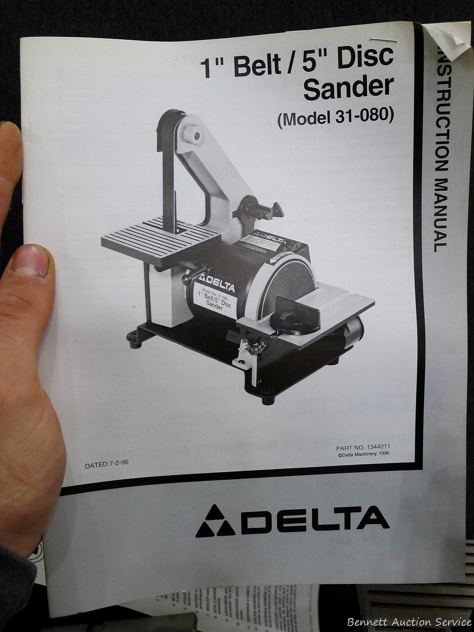 Delta 1" belt sander and 5" disc sander combo comes with manual and guide. Runs and is Model 31-080.