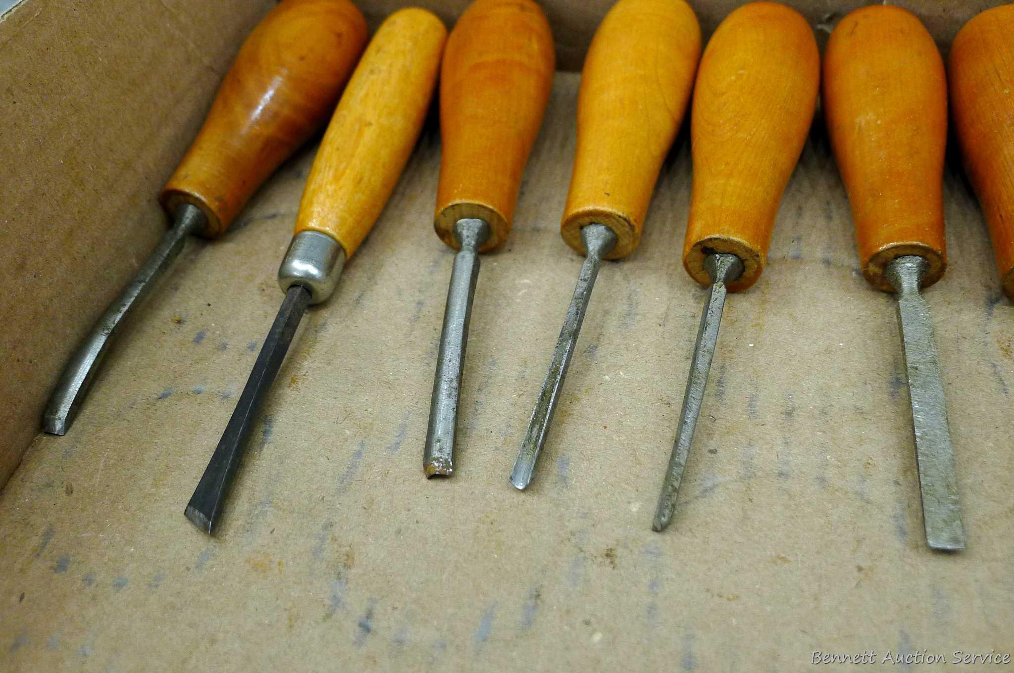 Stanley and other woodworking chisels up to 3/8" wide and down to nearly 1/8". Incl straight,