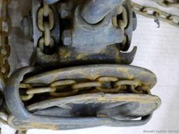 1 ton Yale & Towne Screw Gear Block hoist, Seller notes it has a 25:1 ratio, with over 36' chain and