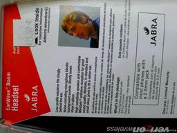 Verizon EarWave Boom headset. Package states that it's compatible with most phones with a 2.5mm